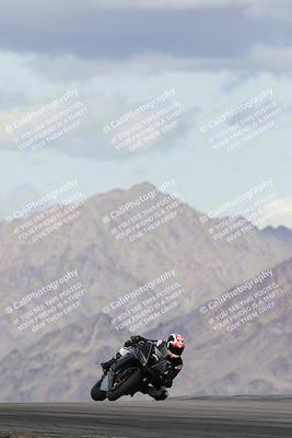 media/Nov-16-2025-Race Pace (Sun) [[8c5fa54630]]/Verified Riders/5-Turn 9 (1135am)/